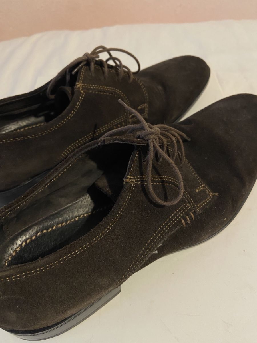 Scarpe da uomo: Chaussures marrons en daim – Usato da Chêne-Bougeries venduto da sor_9rzp 1