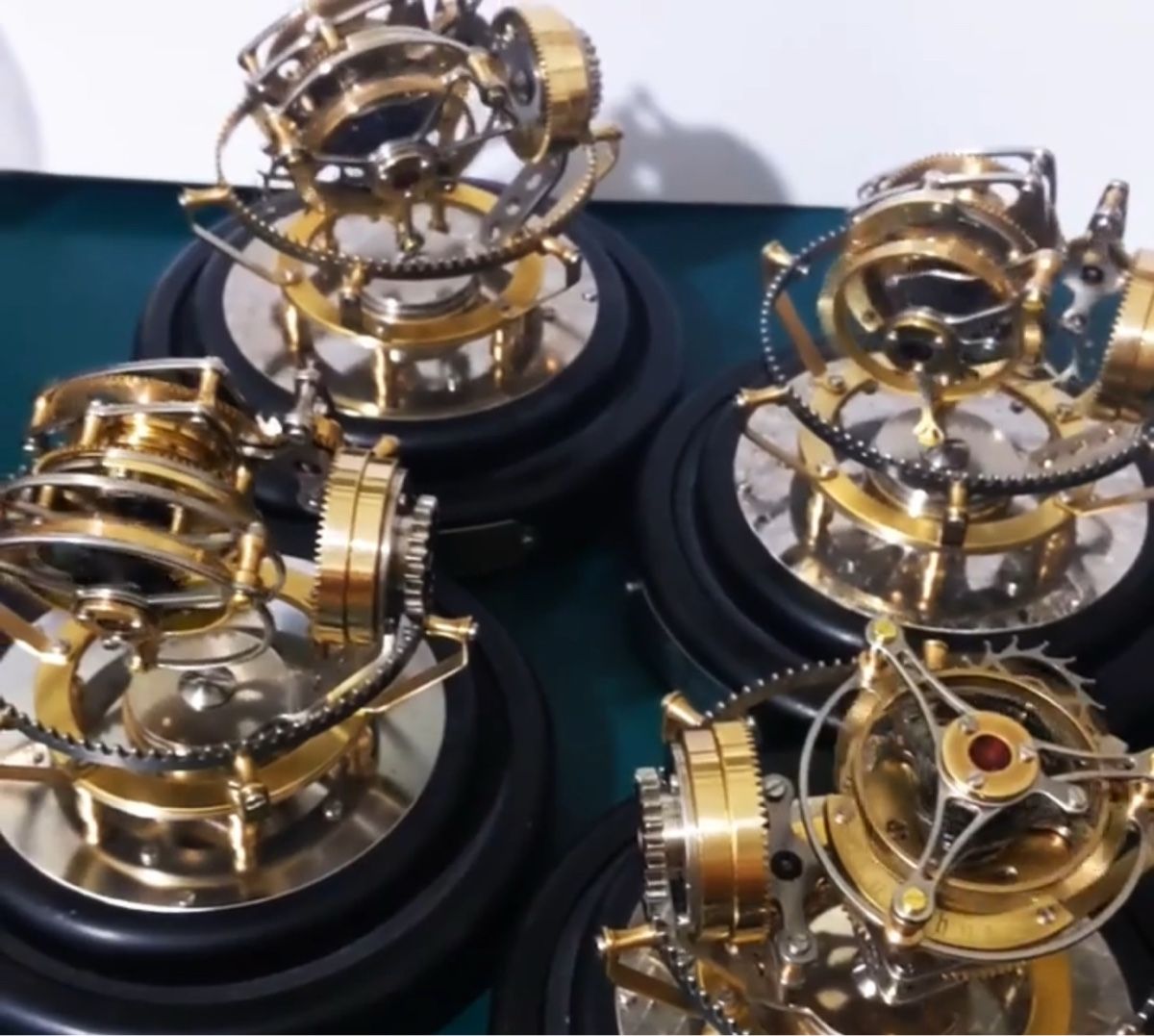 Orologi: Mouvement horloger : Tourbillon 3 axes géant – Nuovo e nell'imballaggio originale da Neuchatel venduto da mar_9blm 2
