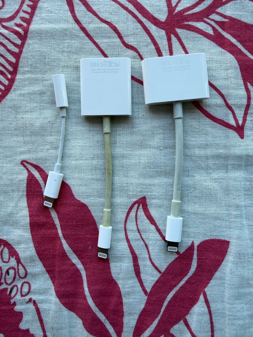 Apple Unità & Adattatore: Apple Lightning -> SD + Digital AV + Audio 3.5 Adapter – Usato da Frick venduto da ssahlender 1