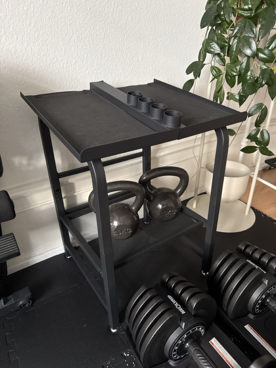 Altri accessori: Gym Equipment / Dumbbell Stand – Usato da Basel venduto da mro_w2m8