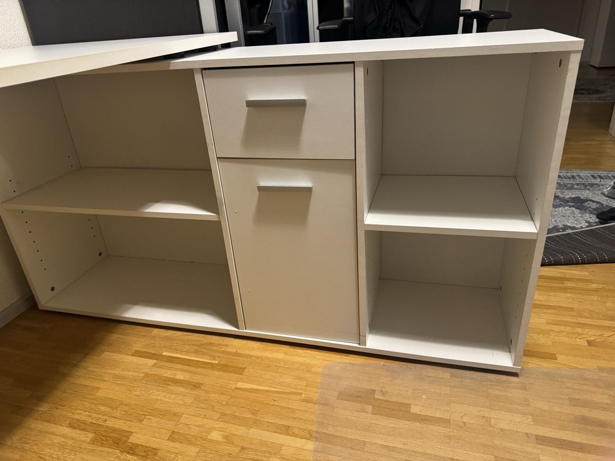 Scrivanie: Eckschreibtisch weiss mit Regal-Element – Usato da Kloten venduto da fet_vl82 3