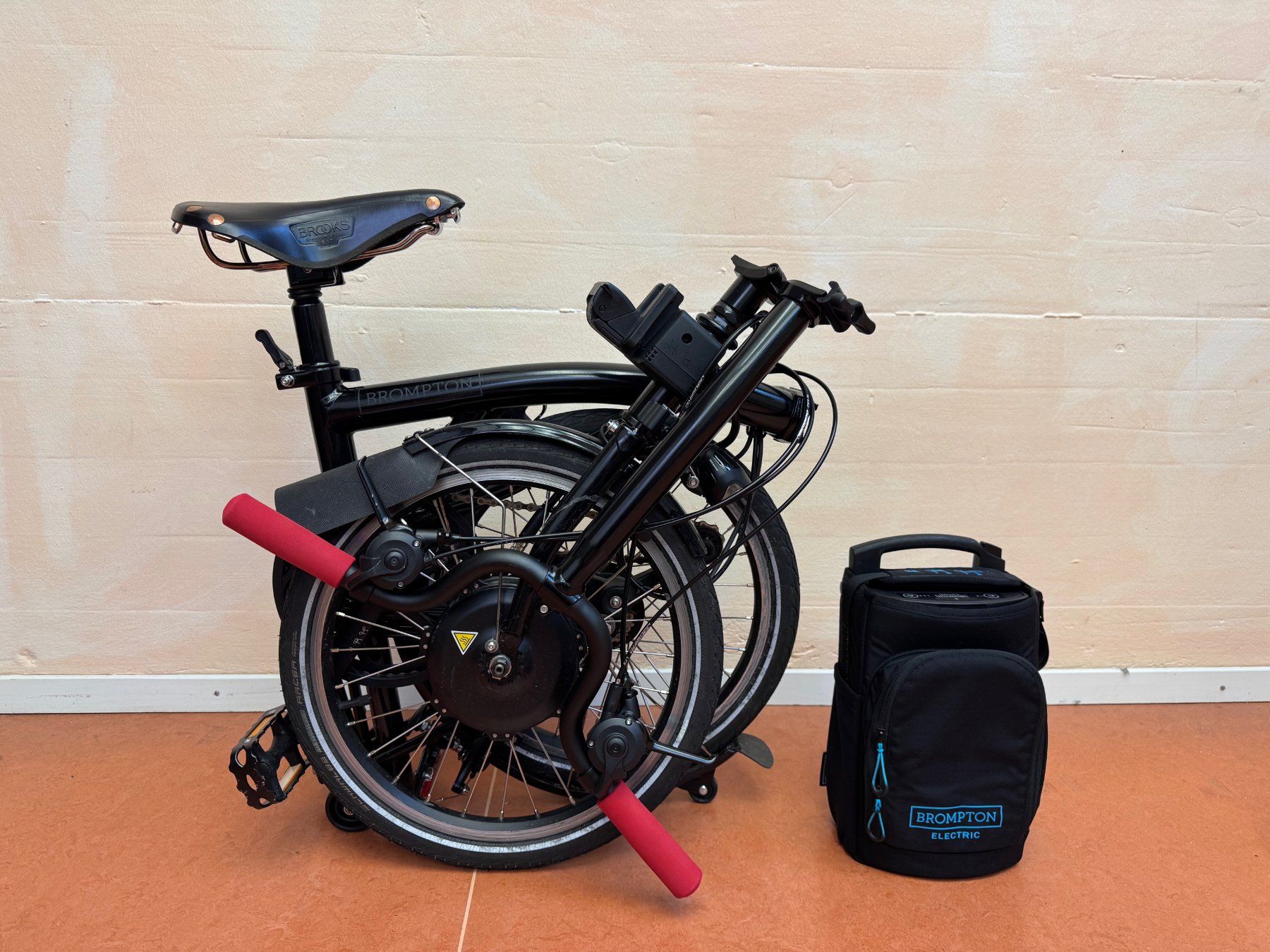 Brompton Biciclette: Brompton C Line Electric Faltvelo – Usato da Bern venduto da Okeanos 2