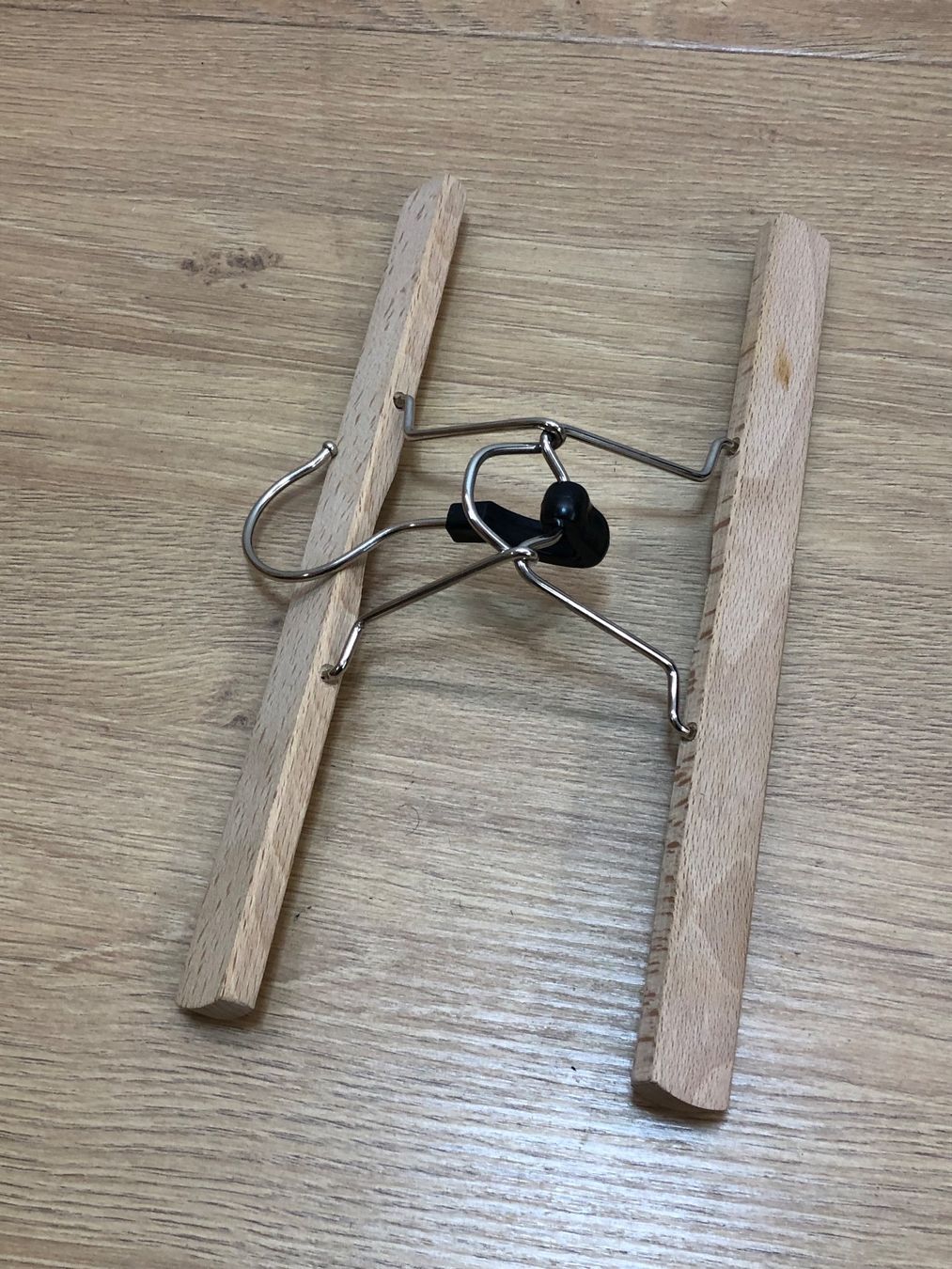 Appendiabiti: 10er Set Hosenklemmbügel – Usato da Emmen venduto da paesu6 2