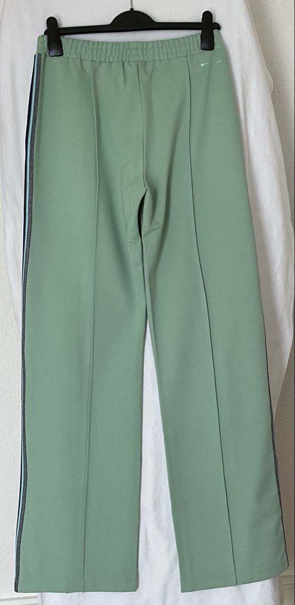 Hosen: Pantalon vert The Upside, taille S, comme neuf – Neu und originalverpackt aus Corseaux von Mililaforet75 1