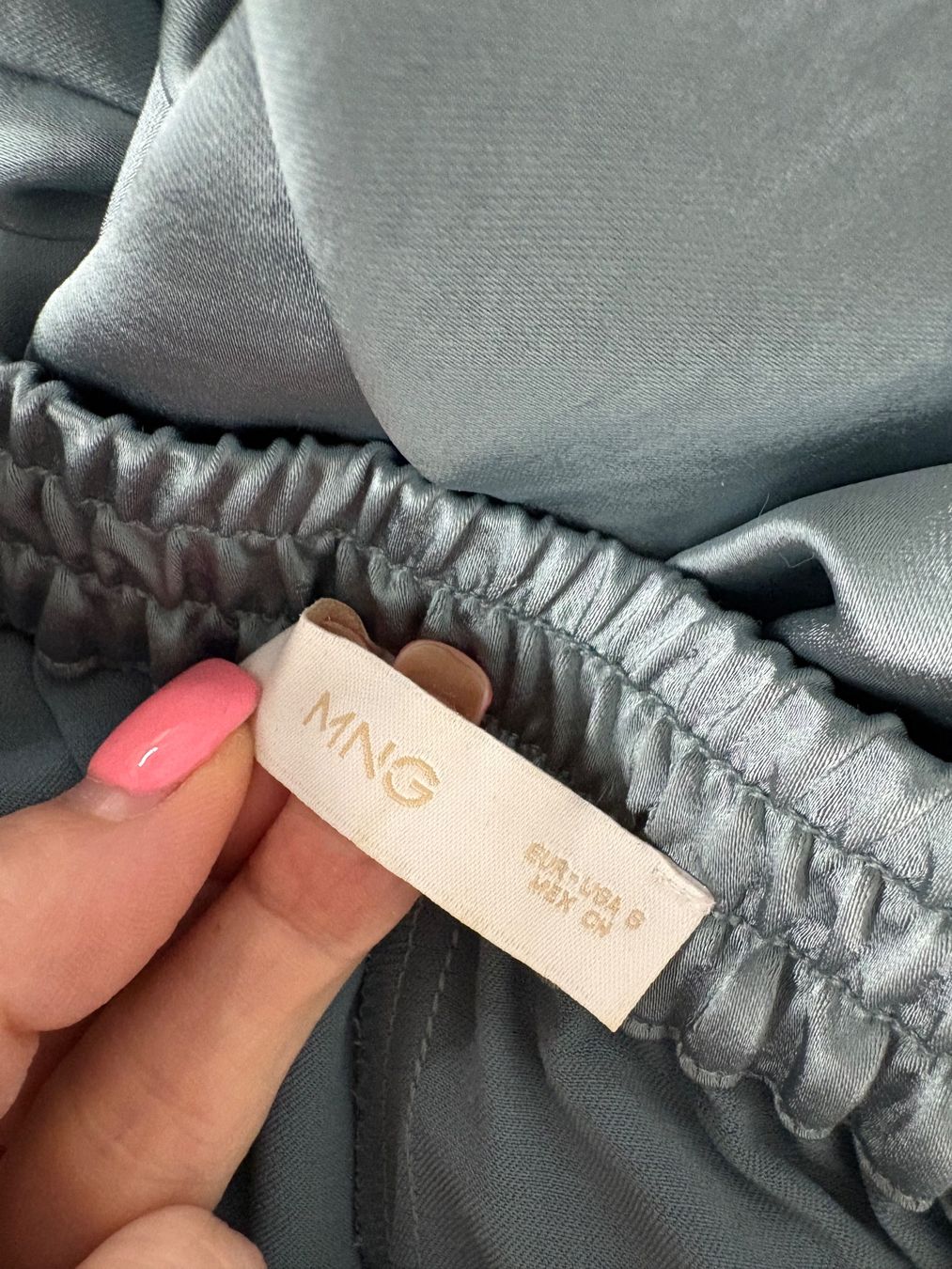 Mango Pantaloni: Mango Hose aus Satin, hellblau Gr. S – Nuovo (secondo la descrizione) da Regensdorf venduto da secondchancefashion 4