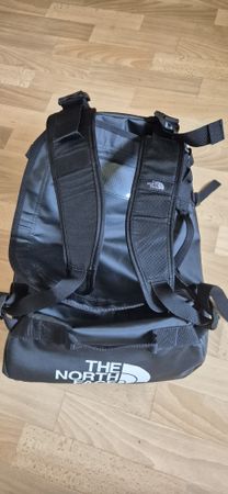 Sac The Nort face Taille S avec pochette (base camp Duffel)
