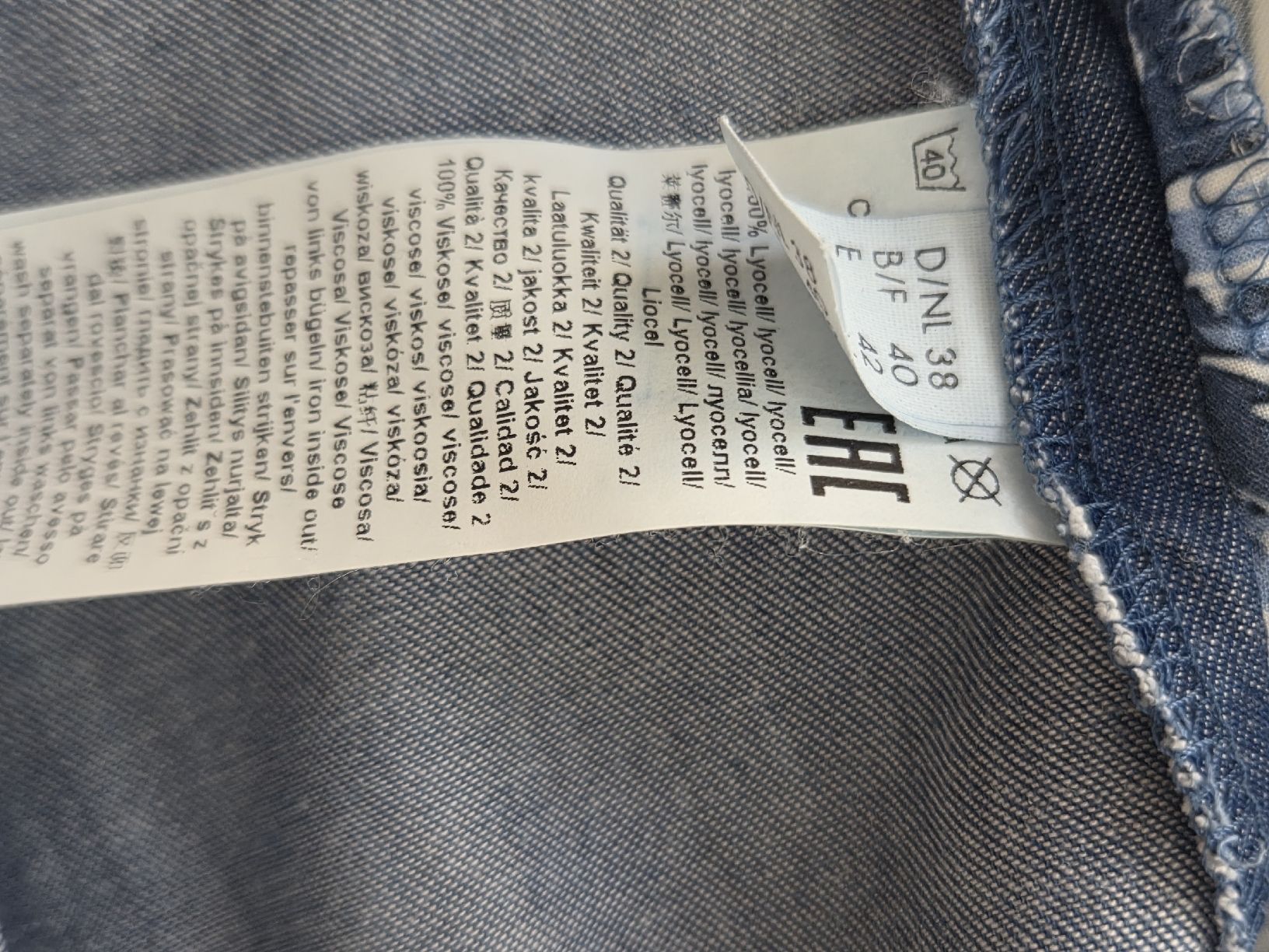 Vestiti: schönes Jeanskleid, le Comte – Usato da Wiesendangen venduto da Sinhuk 5