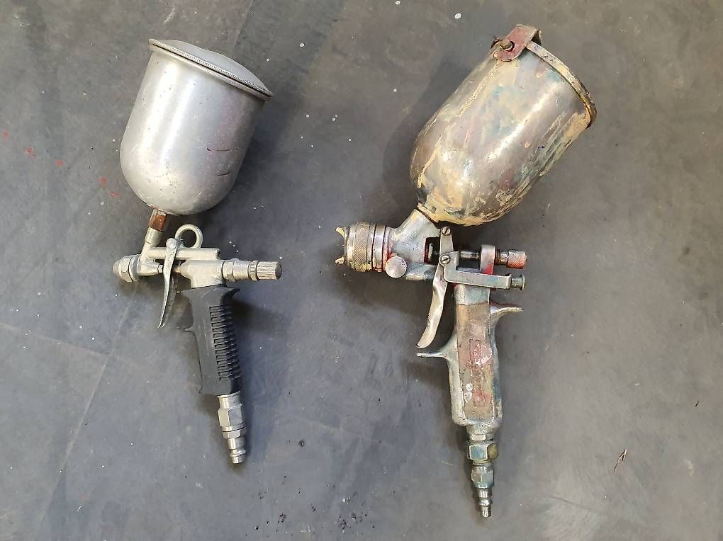 Tutti gli attrezzi: 2 Farbspritzpistolen – Usato da Neunkirch venduto da Oli31 1