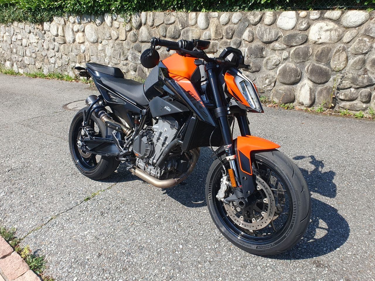 KTM Strasse: KTM 890 Duke 2022 – Gebraucht aus Pura von gia_k5fl