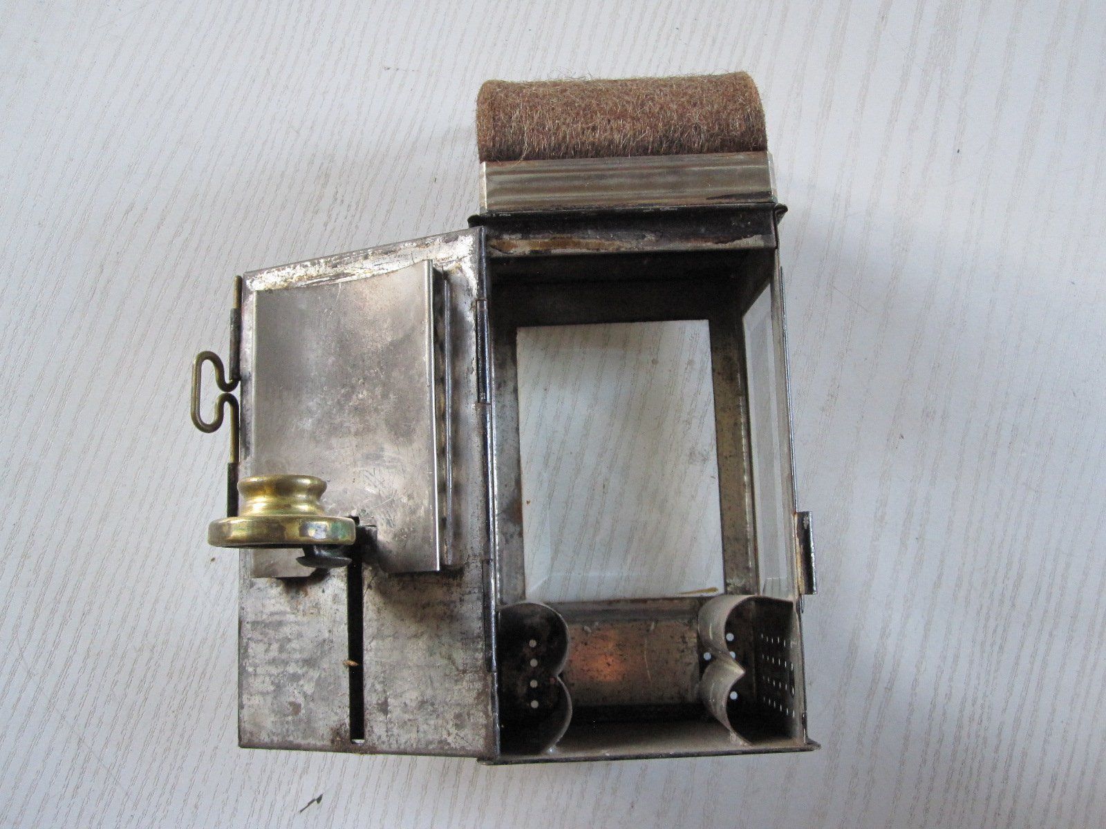 Armée suisse Lampes anciennes: Armeelaterne schwarz – D'occasion à Worb par Santosdumont 3
