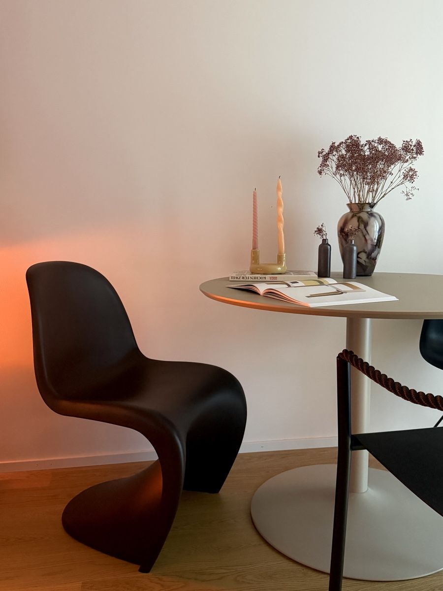 Tables: Runder Esstisch von Westwing Hellbeige Matt – D'occasion à Basel par ari_y9pj 1