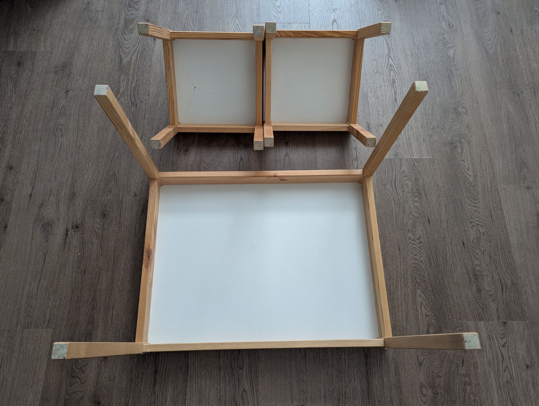 Set di tavolo e panche: Table enfant et 2 chaises en bois – Usato da Brügg BE venduto da Bidou44 1
