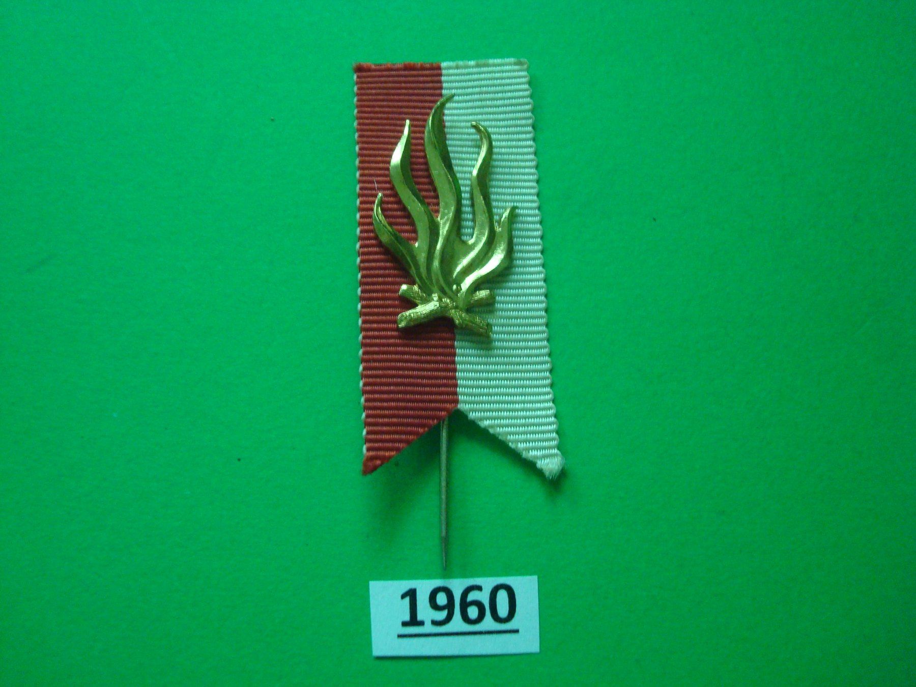Placchette & Badge: Abzeichen 1. August 1960 – Usato da Riehen venduto da Baerewaegli