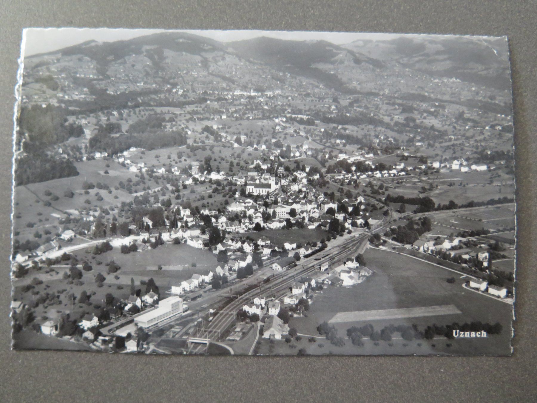 Cartoline postali: UZNACH - FLUGAUFNAHME – Usato da Wittenbach venduto da lipasal