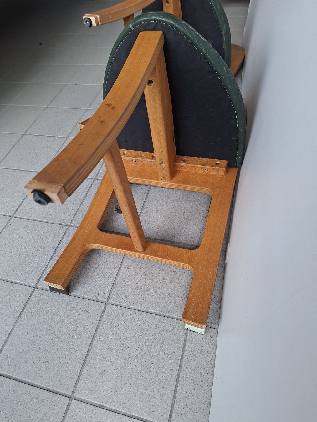 Chaises: 2 Schöpf Stühle – D'occasion à Erlach par silvia3235 6