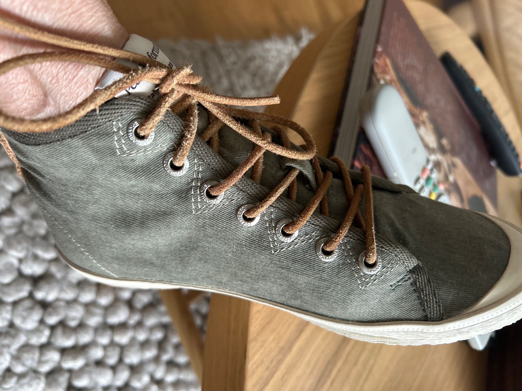 Scarpe da donna: Peak Performance Sneakers  Gr38 Olive, fast neu – Nuovo (secondo la descrizione) da Feuerthalen venduto da Anna_Swift 1