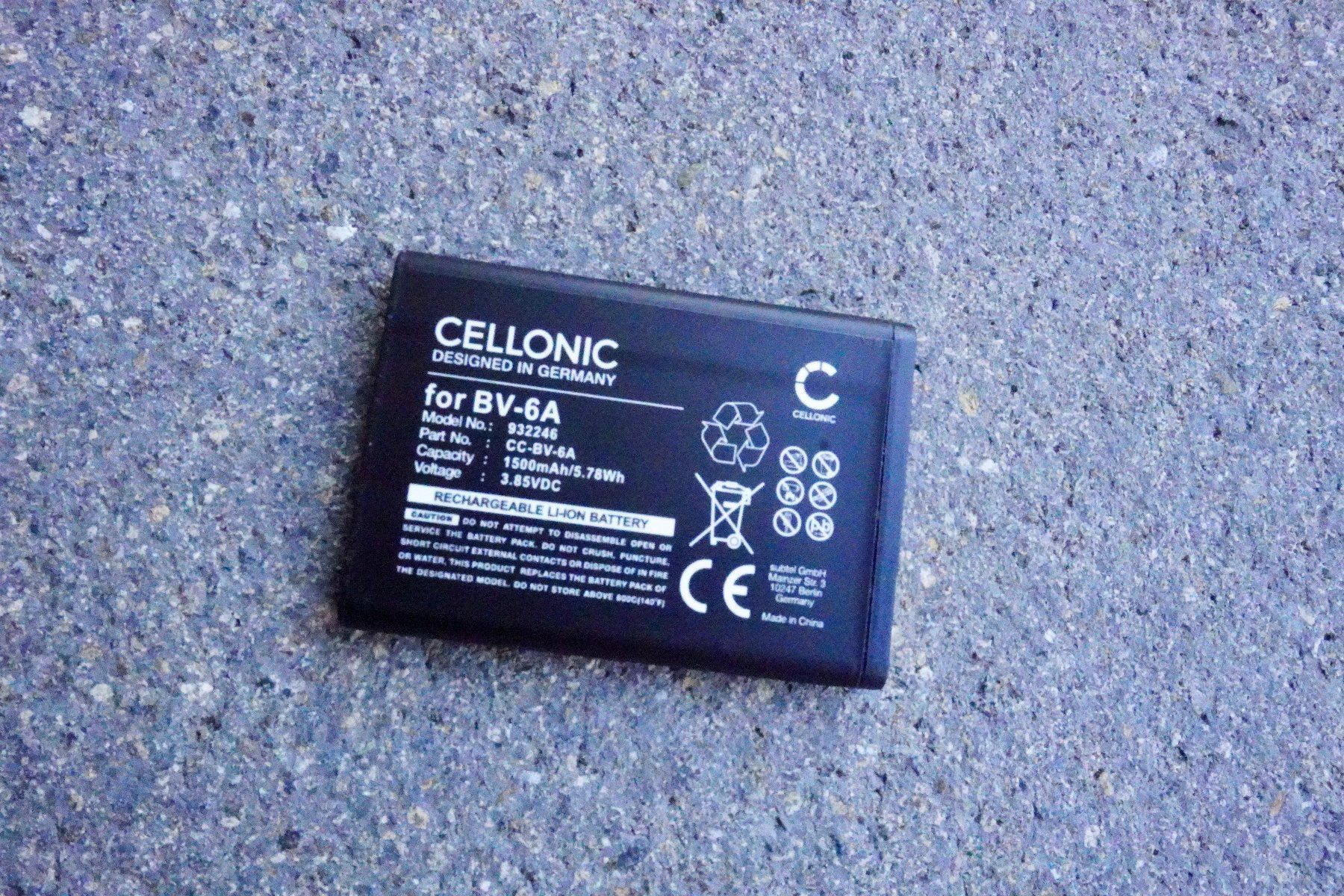 Nokia Telefoni cellulari / Smartphones: Nokia 8110 4G " Banana  " – Usato da Chur venduto da JennyAlexander 6