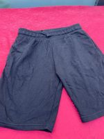 Junge Shorts schwarz NEU 170 ungetragen