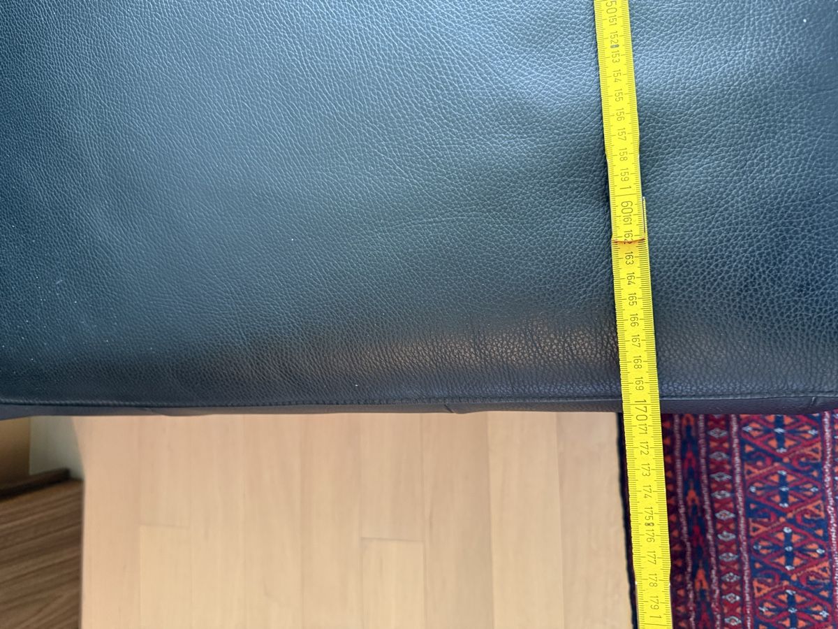 Divani: Echtleder Sofa schwarz – Usato da Stäfa venduto da val_v29n 1