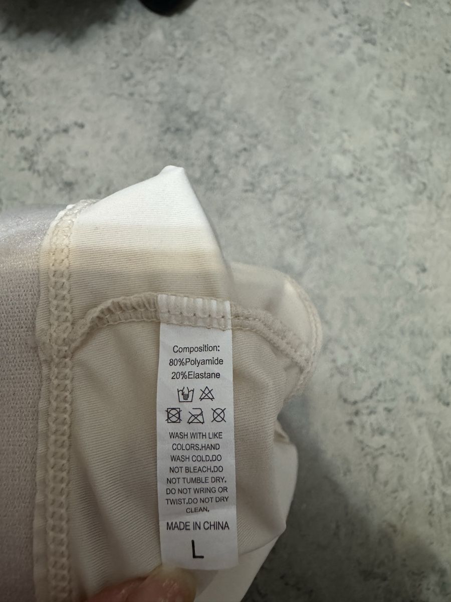 Altra biancheria intima: BH, Gr. L, Beige – Nuovo (secondo la descrizione) da Pfäffikon ZH venduto da Tetu.33 2