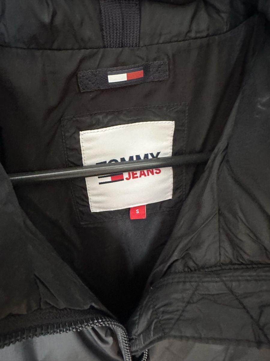 Tommy Hilfiger Giacche: Tommy hilfiger Winterjacke – Nuovo (secondo la descrizione) da Mülligen venduto da Terezah 1