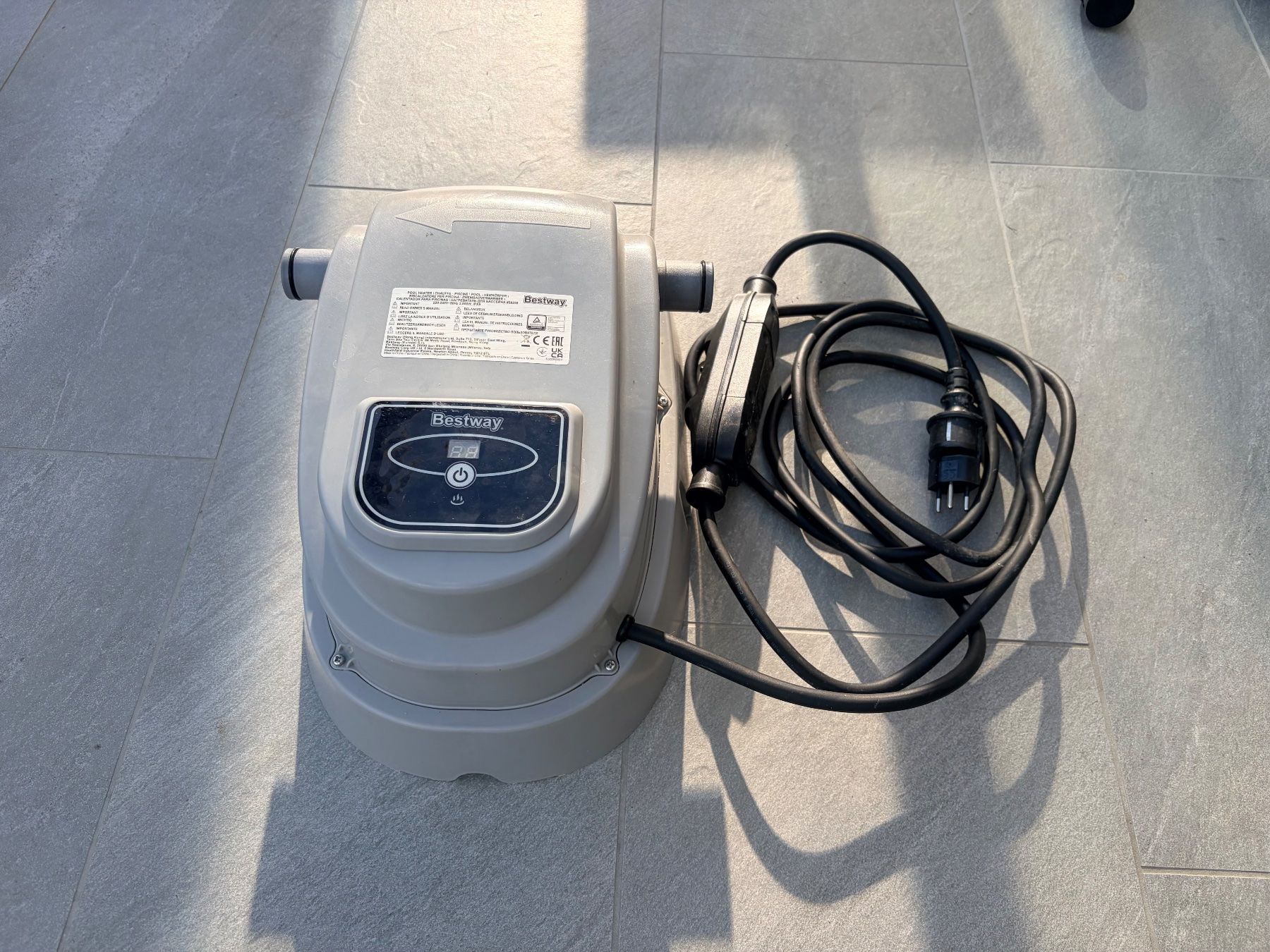 Bestway Radiatori: Bestway Pool Heizung – Usato da Uerikon venduto da Dragan001