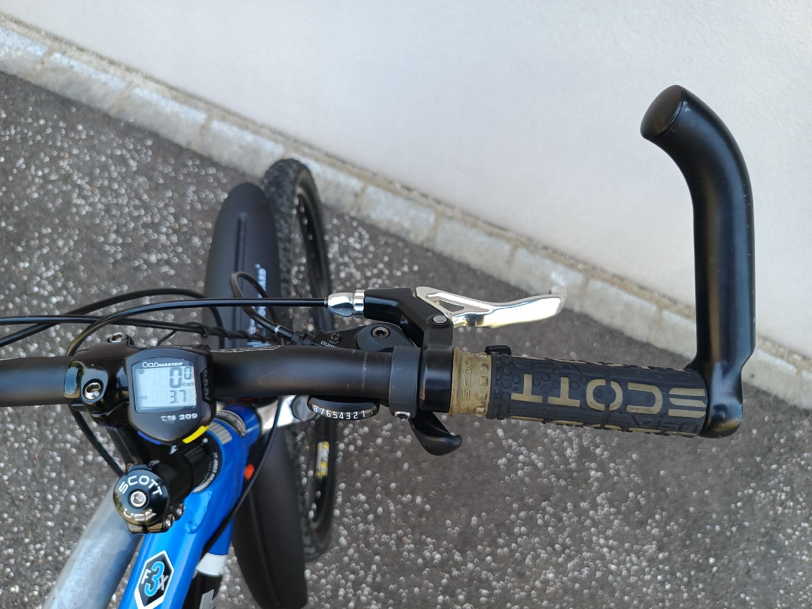 Scott Biciclette: Mountainbike Scott Fully ab Service – Usato da Amriswil venduto da FahrRadService 9