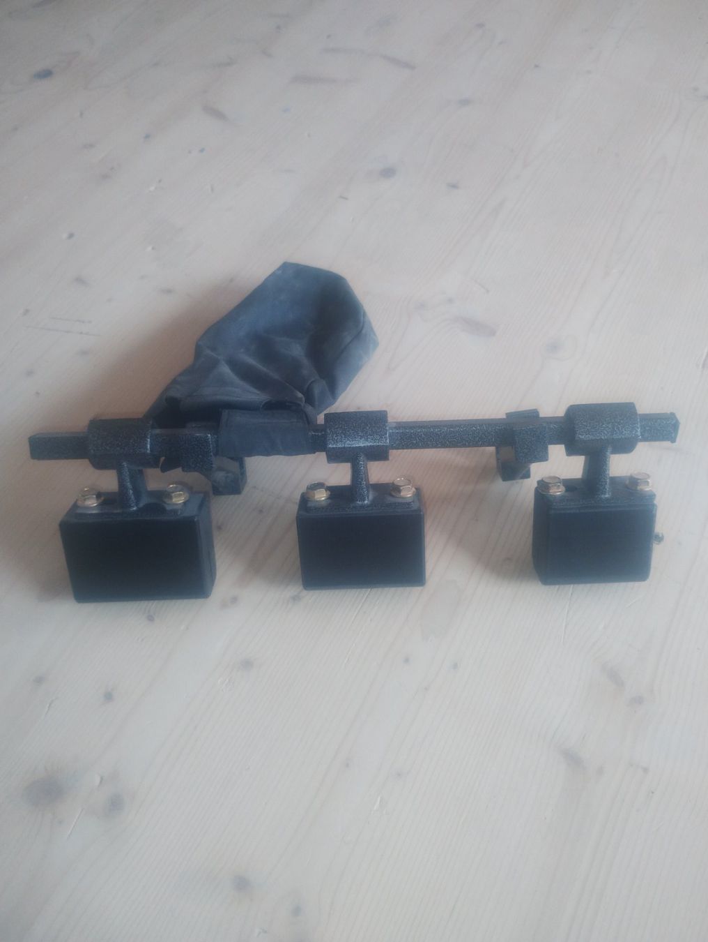 Strumenti musicali: Templeblock klein mit Schlägerhalter – Usato da Altendorf venduto da MyBandroomch