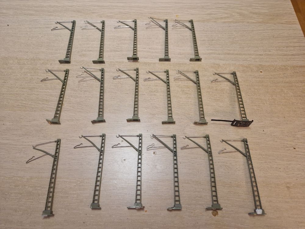Märklin 74103 Concrete pole Contents OO (Pack of 5