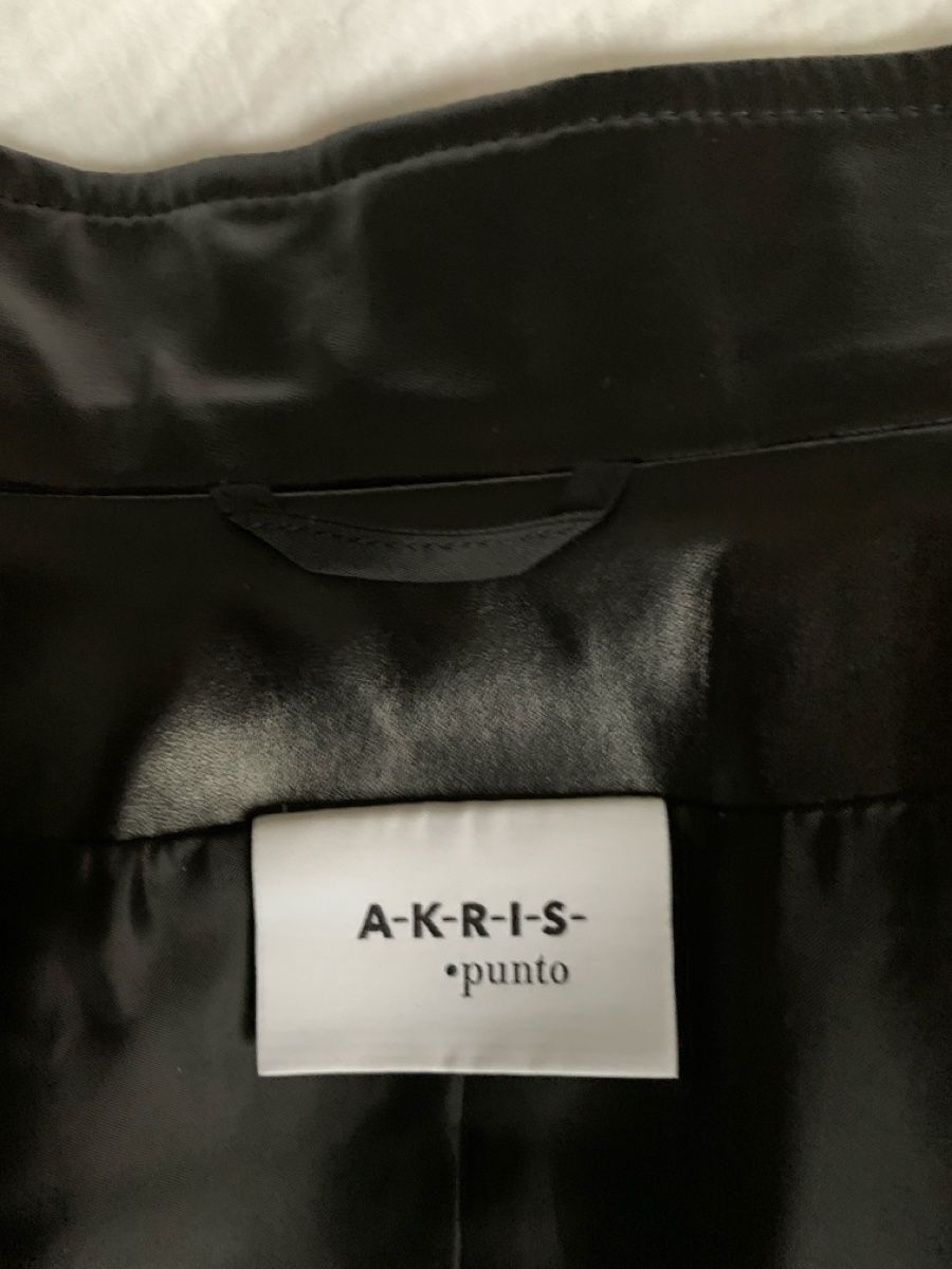 Akris Jacken: AKRIS: Eleganter heller Woll-Blazer mit Karomuster, 38 – Neu (gemäss Beschreibung) aus Luzern von designluzern 5