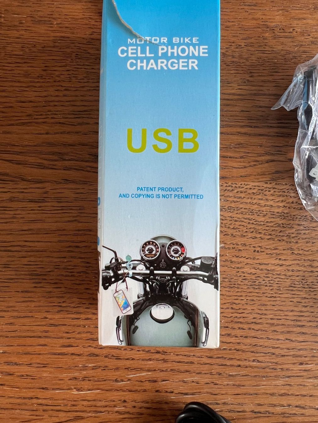 Chargeurs batteries: Motorrad Handy Ladegerät – Neuf avec emballage d'origine à Glattpark (Opfikon) par Fabiobuscheli 1