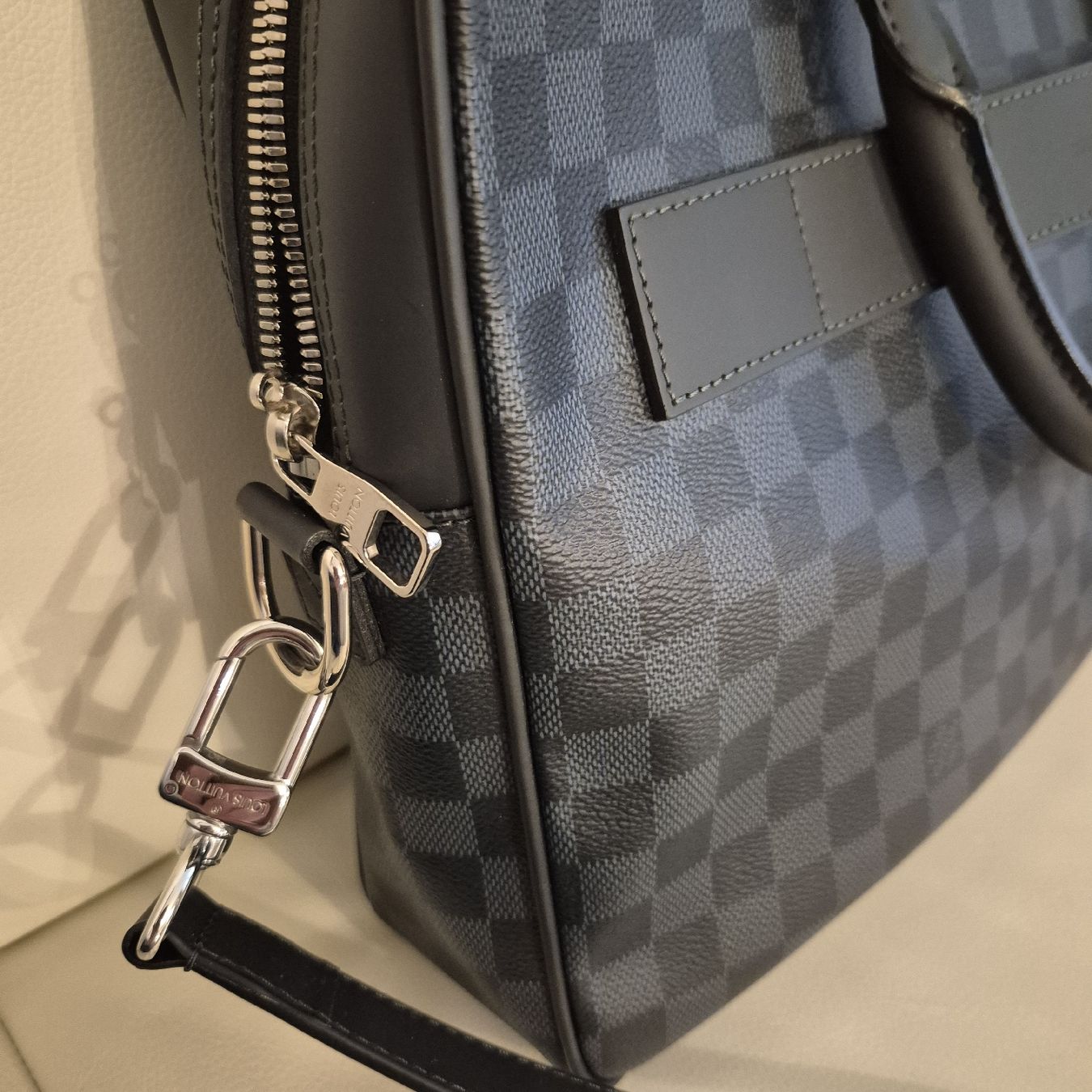 Louis Vuitton Borse: Louis Vuitton Tasche unisex – Nuovo (secondo la descrizione) da Tuggen venduto da phil200 4