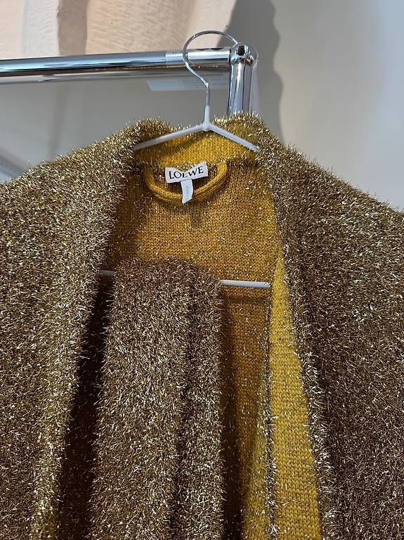 Loewe Cappotti: LOEWE MANTEL GOLD – Nuovo (secondo la descrizione) da Schwyz venduto da bofb 3