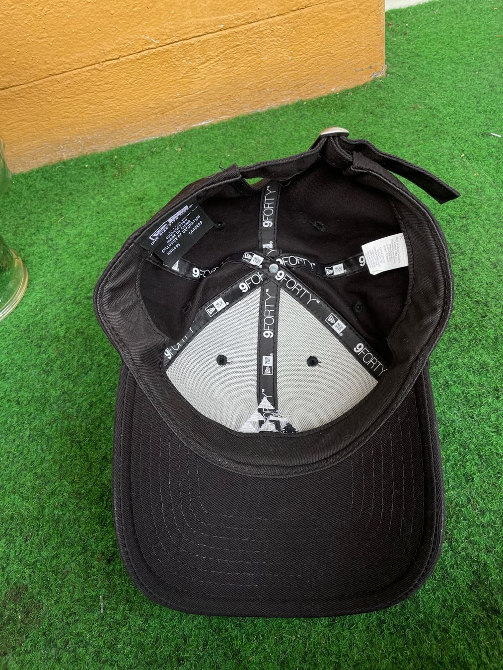 New Era Copricapi, berretti & cappellini: Cap &-Panel New Era  Holaola Surf Shop – Usato da Zürich venduto da le_souk 4