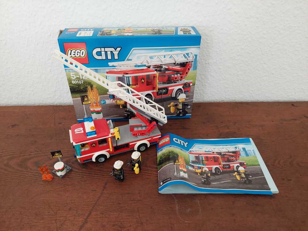 Lego Giocattoli: LEGO CITY Feuerwehrauto 60107 & Helikopter 60318 – Usato da Möhlin venduto da Kecksli