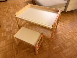 Kinderschreibtisch mit Kinderbank, Ikea Serie Flisat