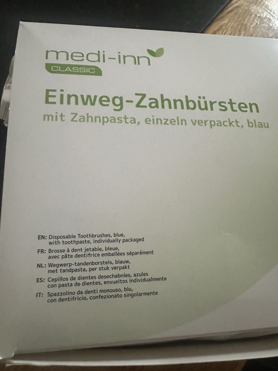 Cura dei denti: Einweg Zahnbürsten einzeln verpackt mit Zahnpasta – Nuovo (secondo la descrizione) da Niederlenz venduto da Nici6