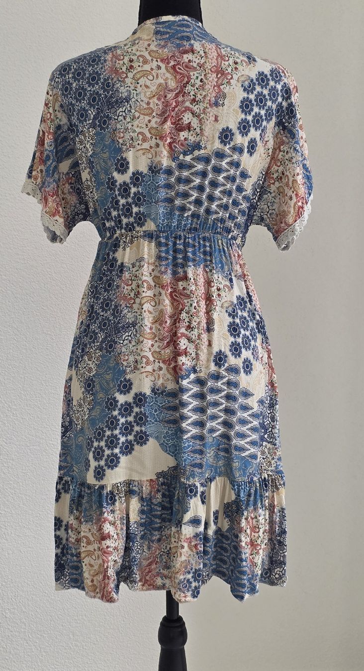 Robes: Kleid Viskose Patchwork Bunt Grösse M guter Zustand – D'occasion à Rheinsulz par Gilea 4
