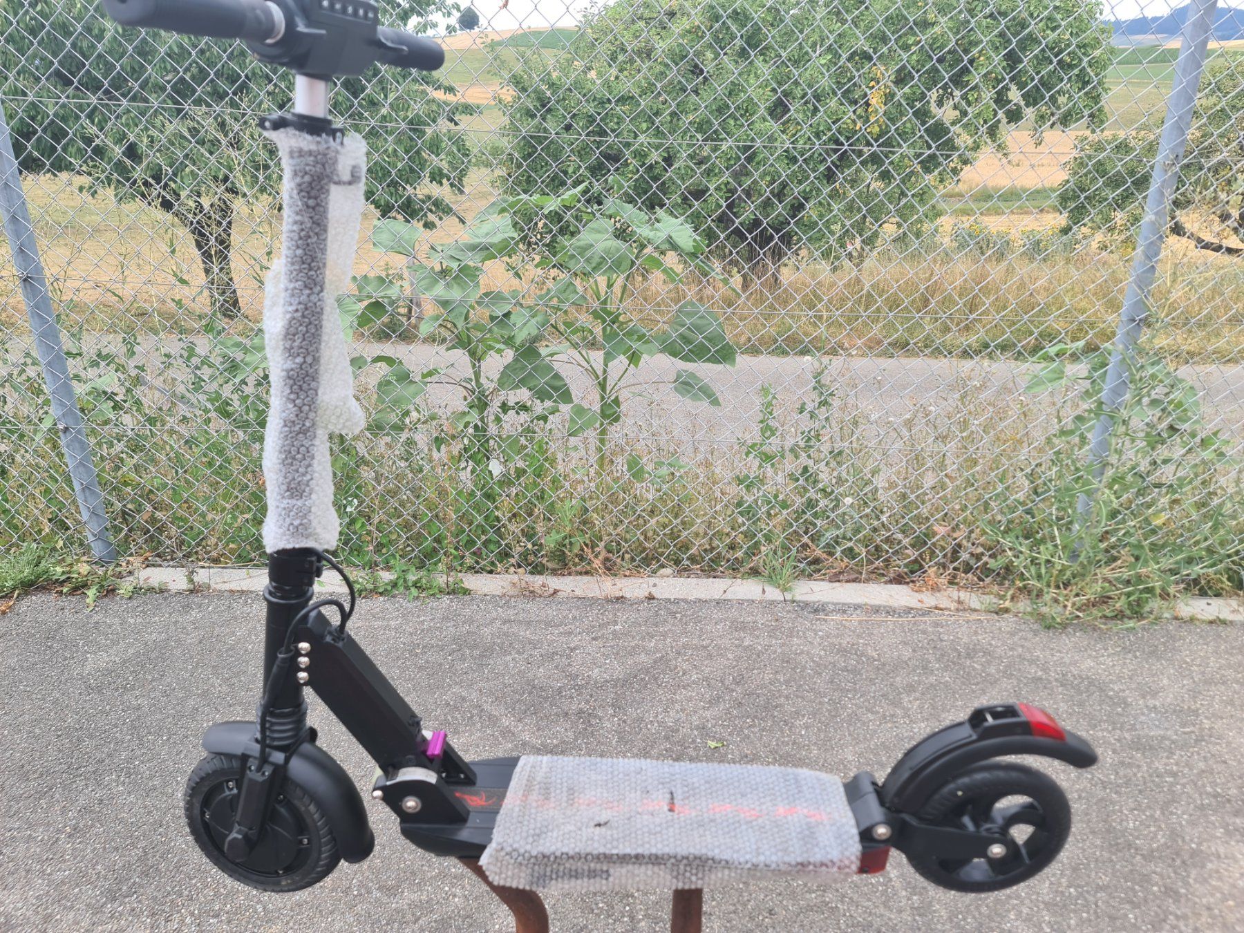 Scooters: E Scooter – Neuf (Voir description) à Worb par Werich 1