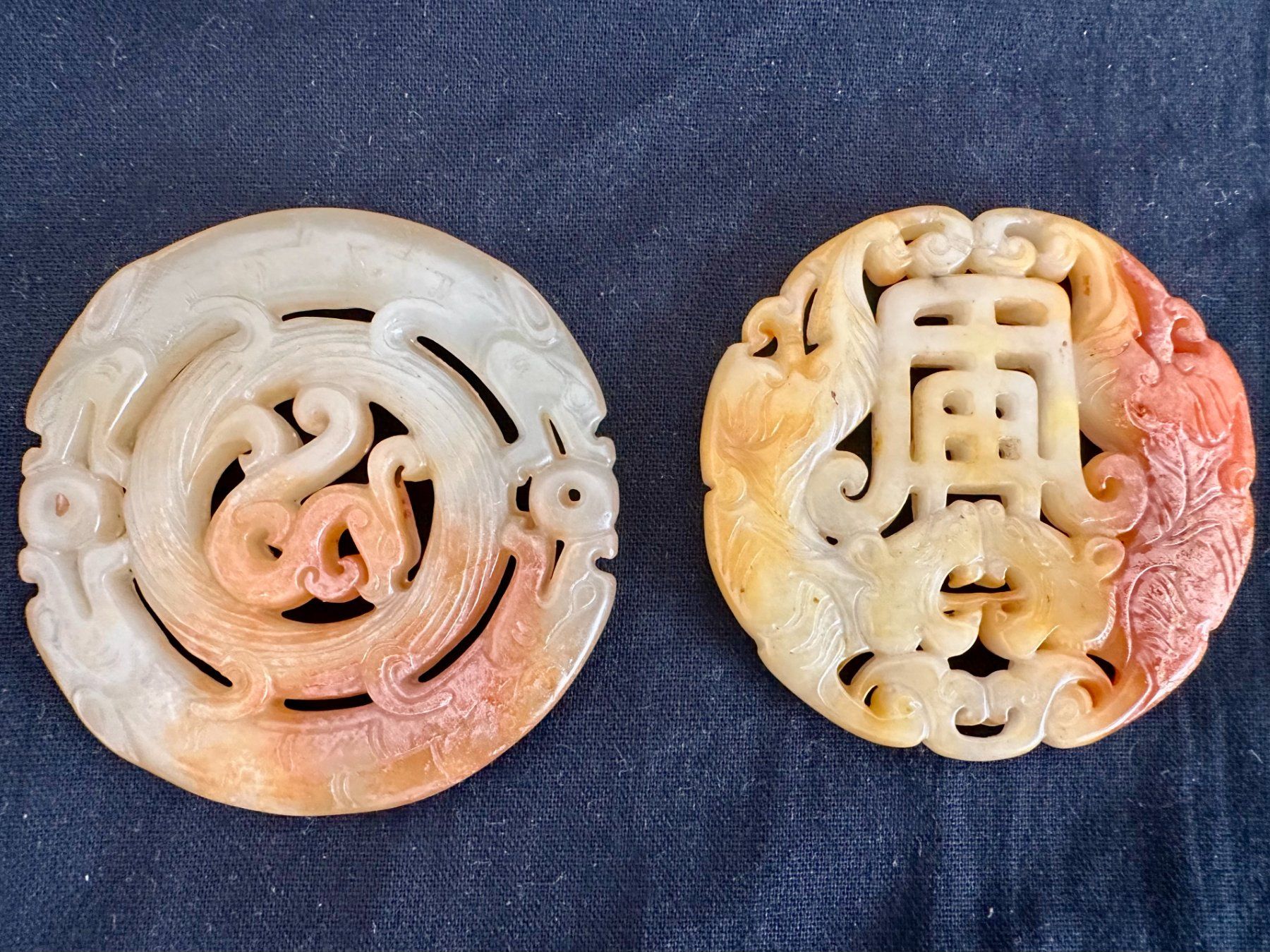 Skulpturen & Statuen: 2 "Jade" Amulette mit Drachen – Gebraucht aus Basel von chinarh891 1