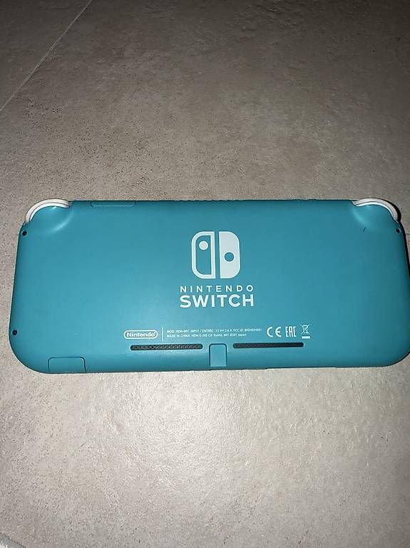 Konsolen: Nintendo Switch portable  – Gebraucht aus Bulle von Kathboss 1