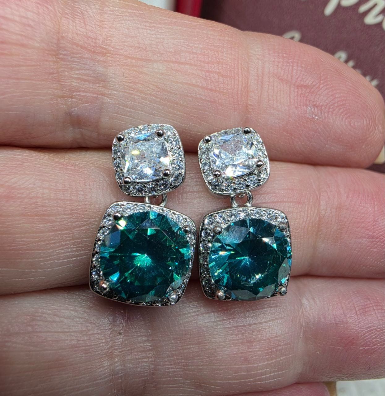 Ohrringe & -stecker: Boucles d'oreille argent avec zircons – Neu und originalverpackt aus Reconvilier von Tsma67 6