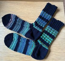 Handgestrickte Herrensocken  NEU  Grösse 44/45