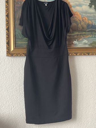 AJ-ARMANI JEANS Gereinigt NeuewrtSchickes schwarzes Kleid!Gr