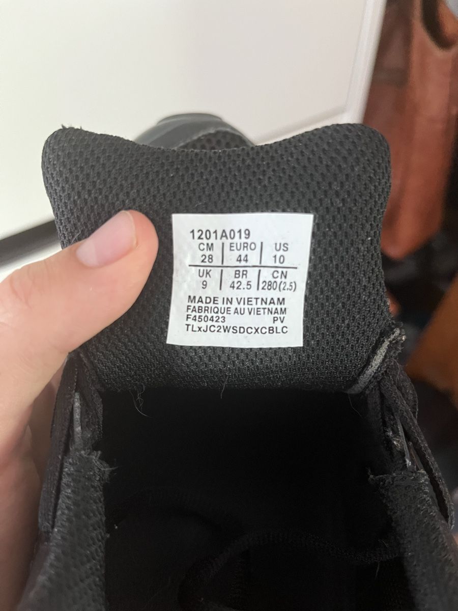 Asics Scarpe da uomo: Asics gel kayano gr 44 – Usato da Muntelier venduto da estavayer01 3