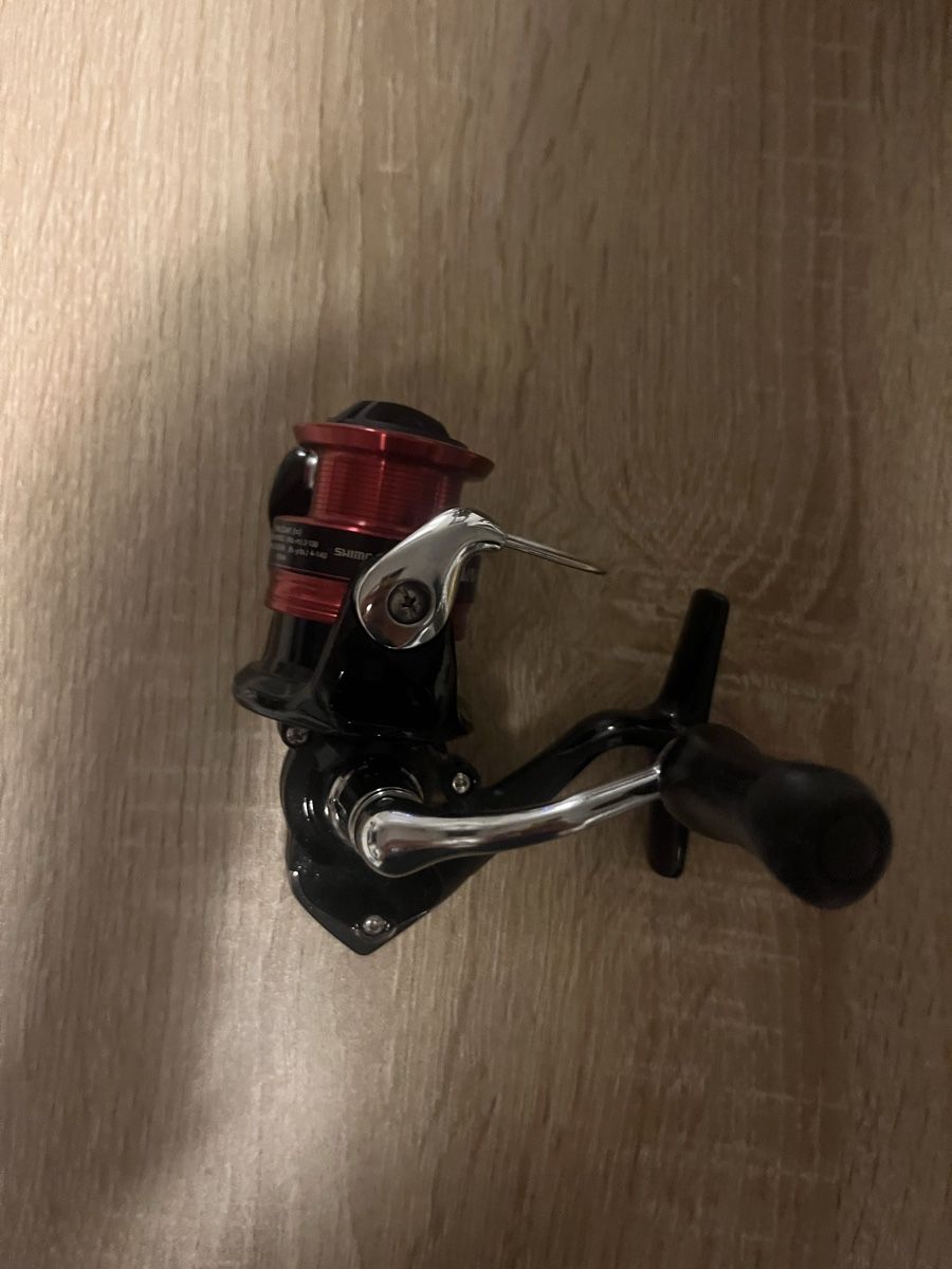 Shimano Rollen & Spulen: Vend moulinet de pêche sienna 1000 – Neu (gemäss Beschreibung) aus Nods von giu_lj2x
