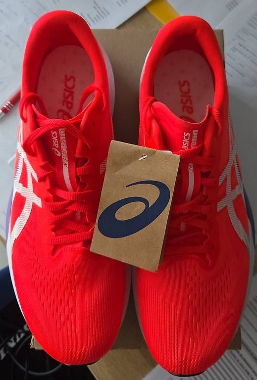 Scarpe da uomo: Asics Magic speed 4 neuves taille 44.5 – Usato da Hauterive NE venduto da Markus770 1