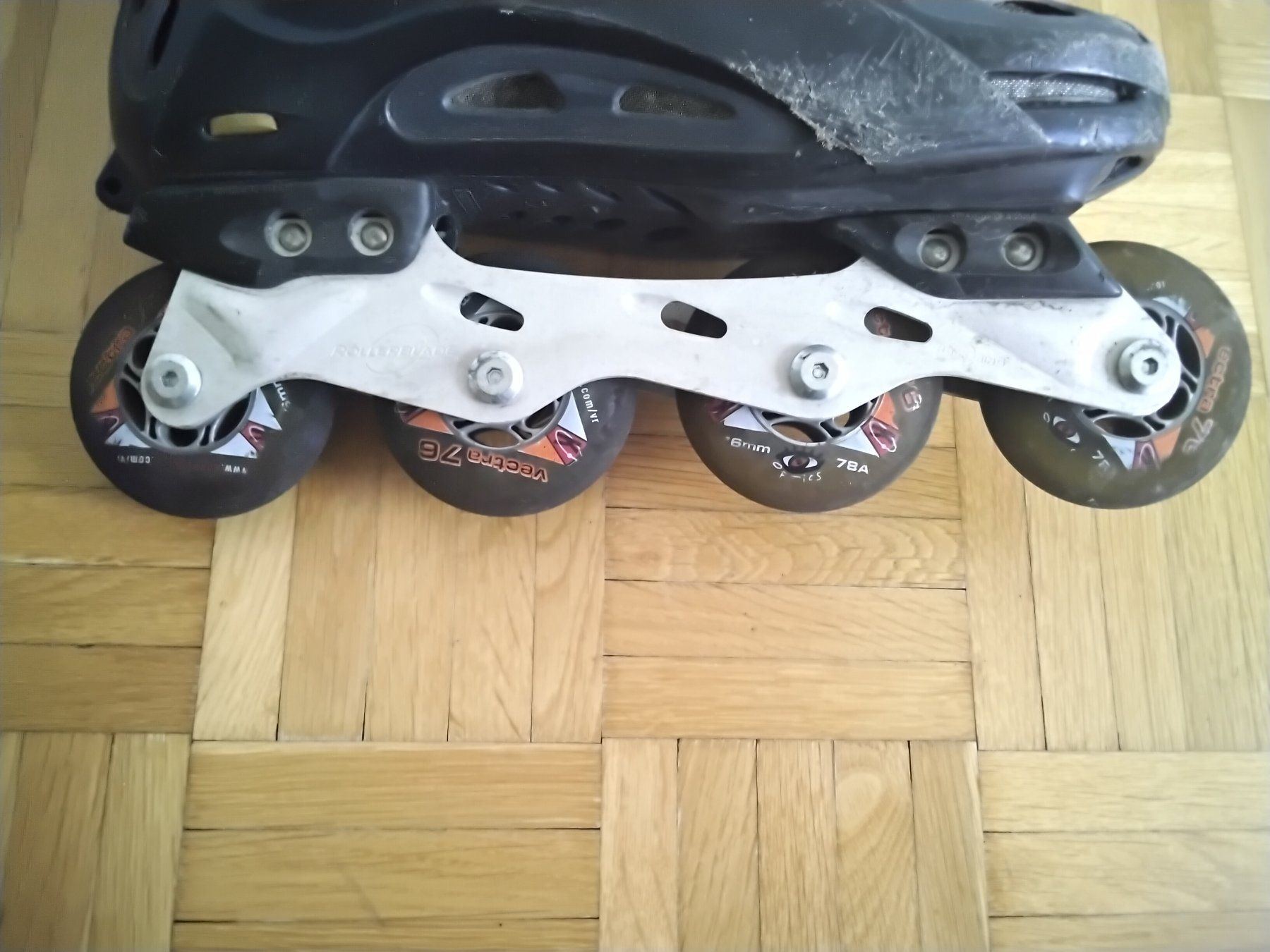 Pattini in linea & Pattini a rotelle: Rollerblades Grösse  39 – Usato da volketswil venduto da radelpeter 1