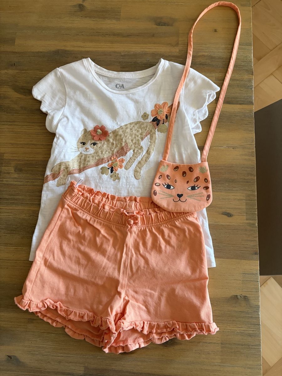C&A Camicette, T-shirt & Top: Ensemble C&A, taille 116-122, thème chat et fleurs! Été – Nuovo (secondo la descrizione) da Sion venduto da Nelsonkatz