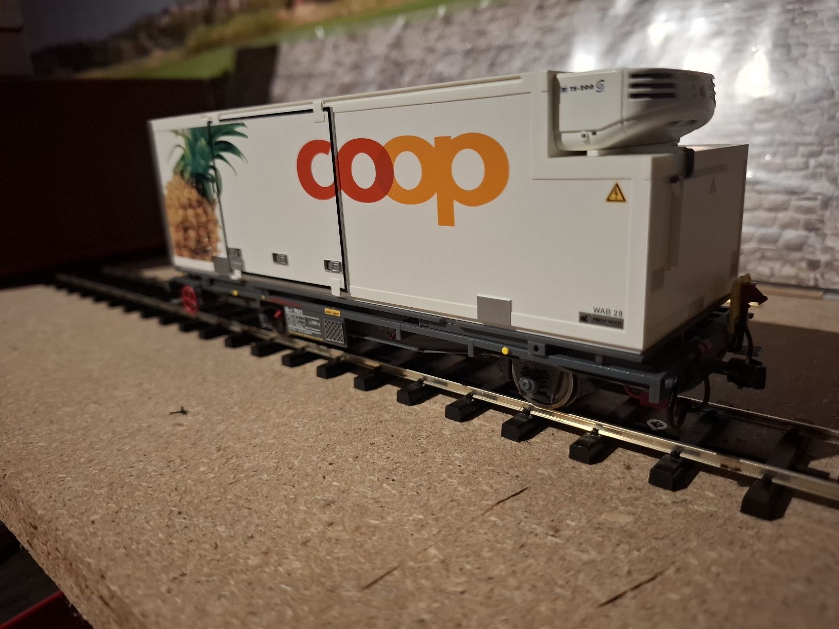 Bemo Modellini di ferrovie: Bemo Güterwagen Coop Spur 0m – Usato da Lausen venduto da Spur0stoef